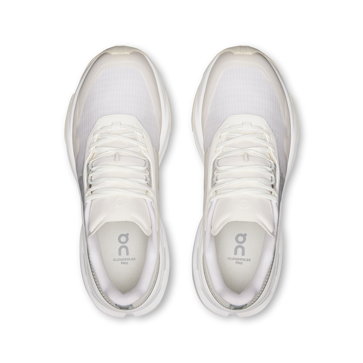 ON Women's Cloudpulse Pro - White Ice