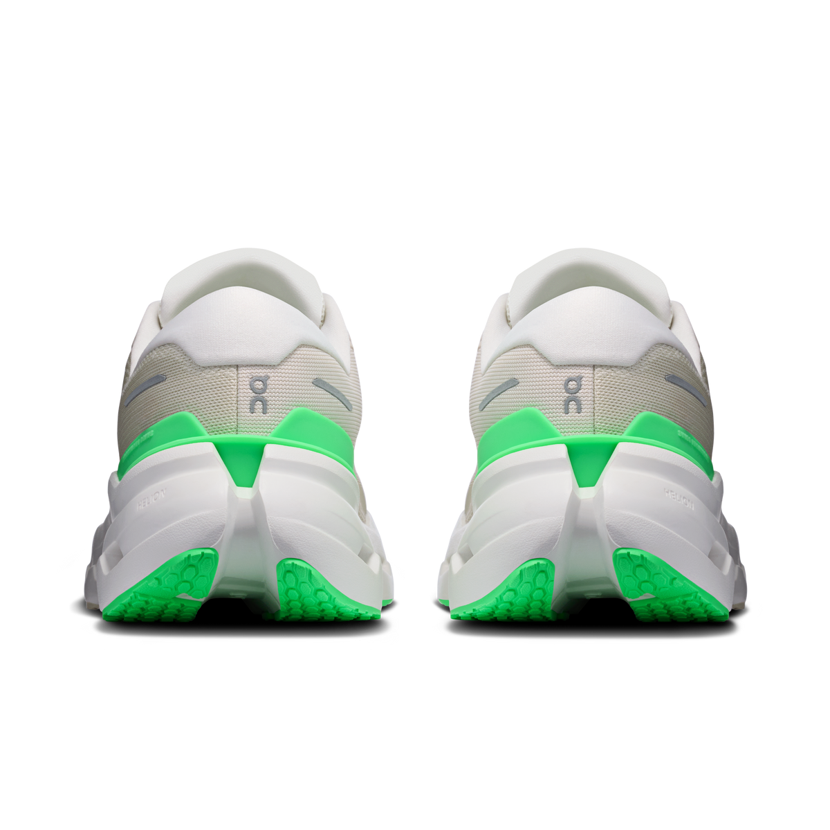 ON Women's Cloudrunner 3 - Ghost Verdite