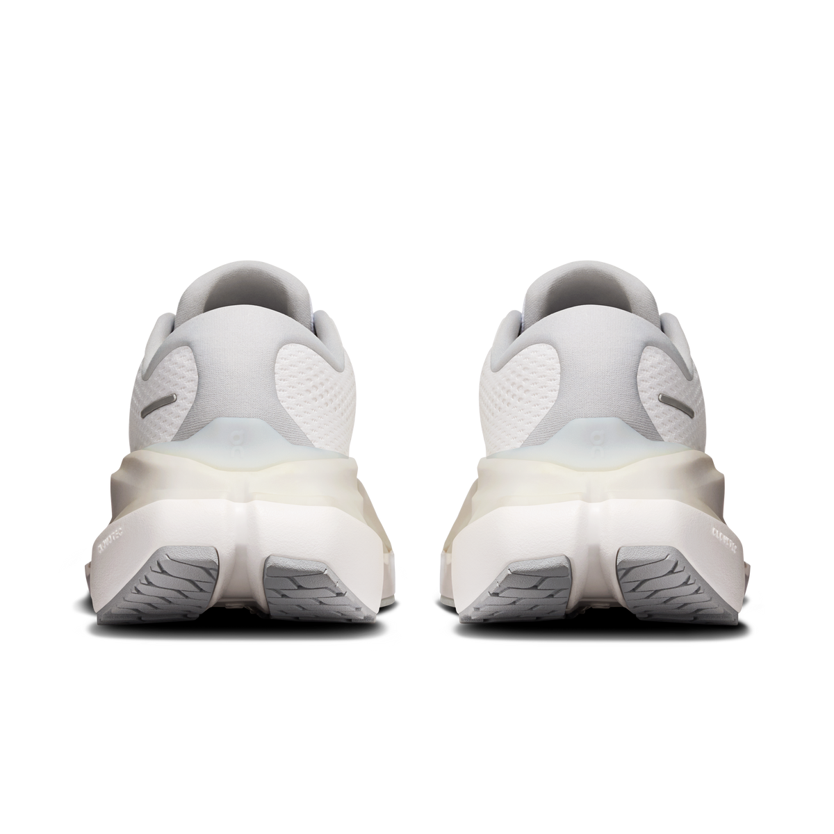 ON Women's Cloudrunner 3 Max - White Glacier