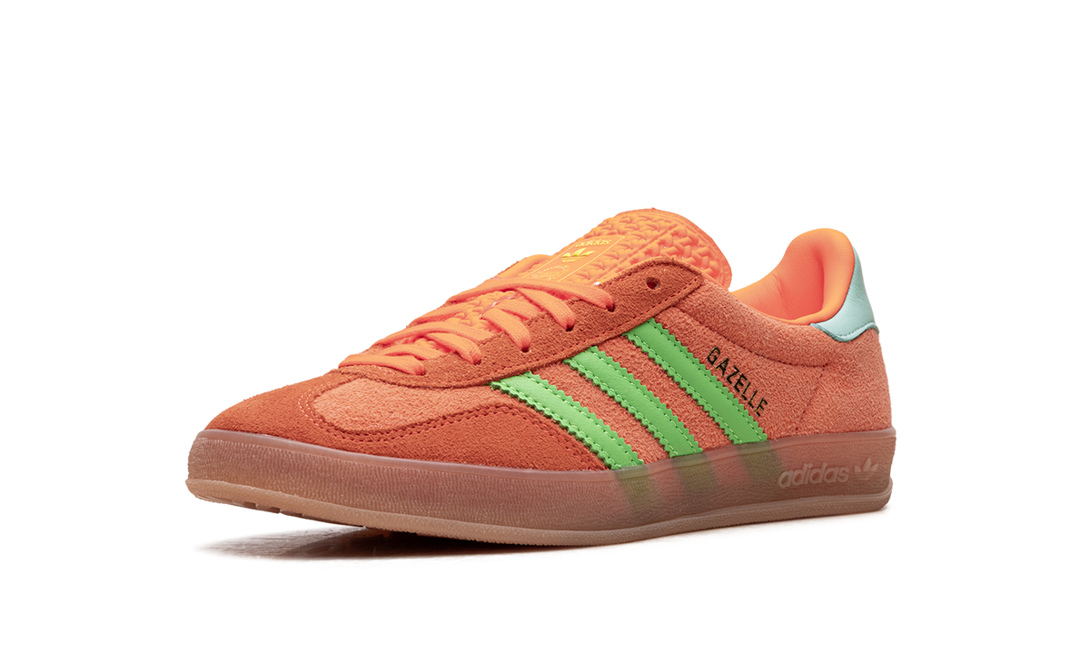 Gazelle Indoor WMNS "Solar Orange" JQ0193