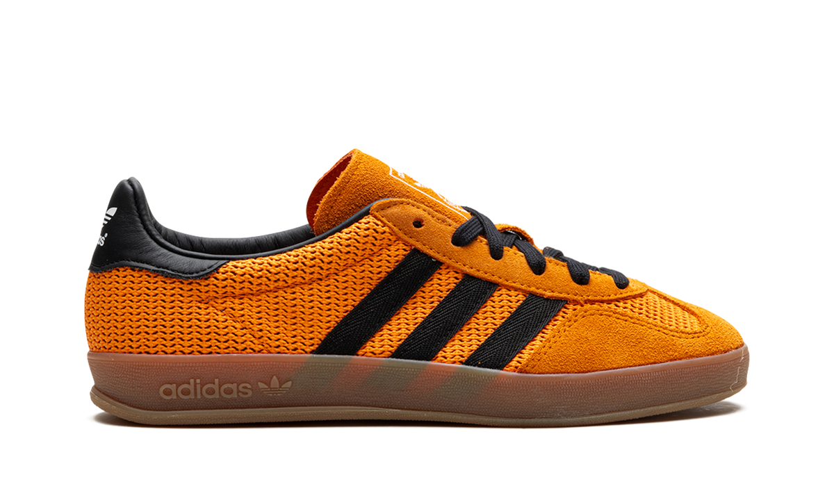 Gazelle Indoor "Orange / Core Black" IH4770