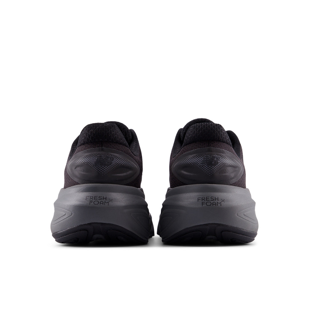 New Balance Mens Fresh Foam X More V6 - BLACK (Extra Wide)