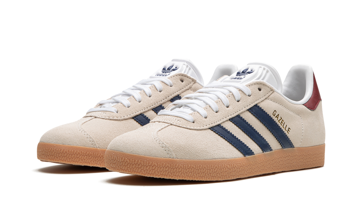 Gazelle "Off White / Dark Blue / Gum" IE0546