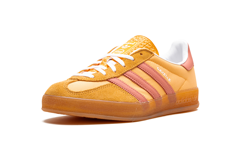 Gazelle Indoor WMNS "Semi Spark Clay" IE2959