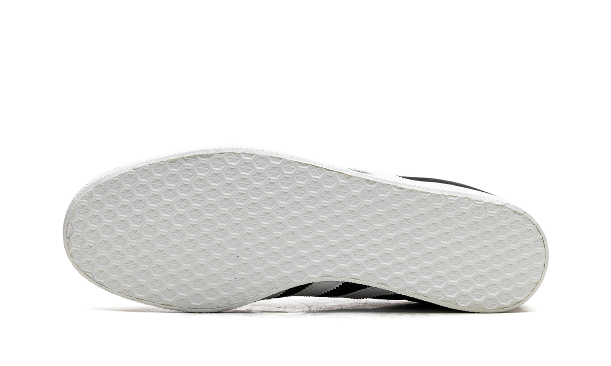Gazelle "Black / White" BB5476