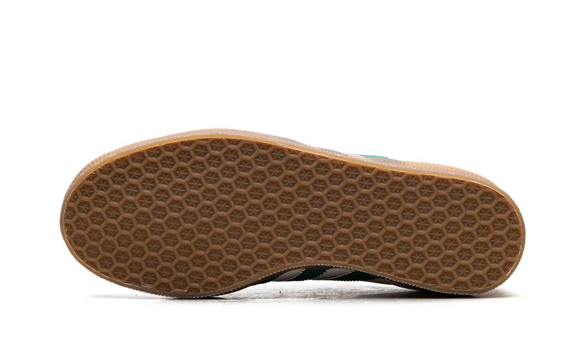 Gazelle "White Bold Green Gum" IH2216