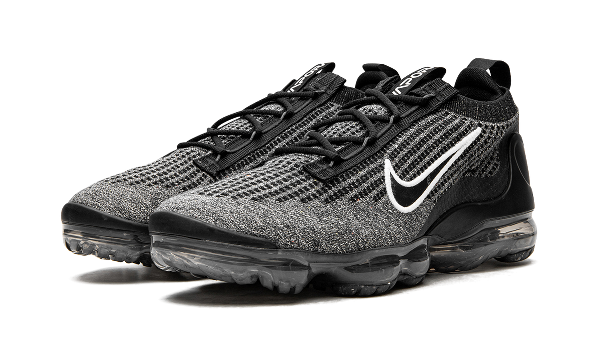 Air Vapormax 2021 FK "Oreo" DC9394 001