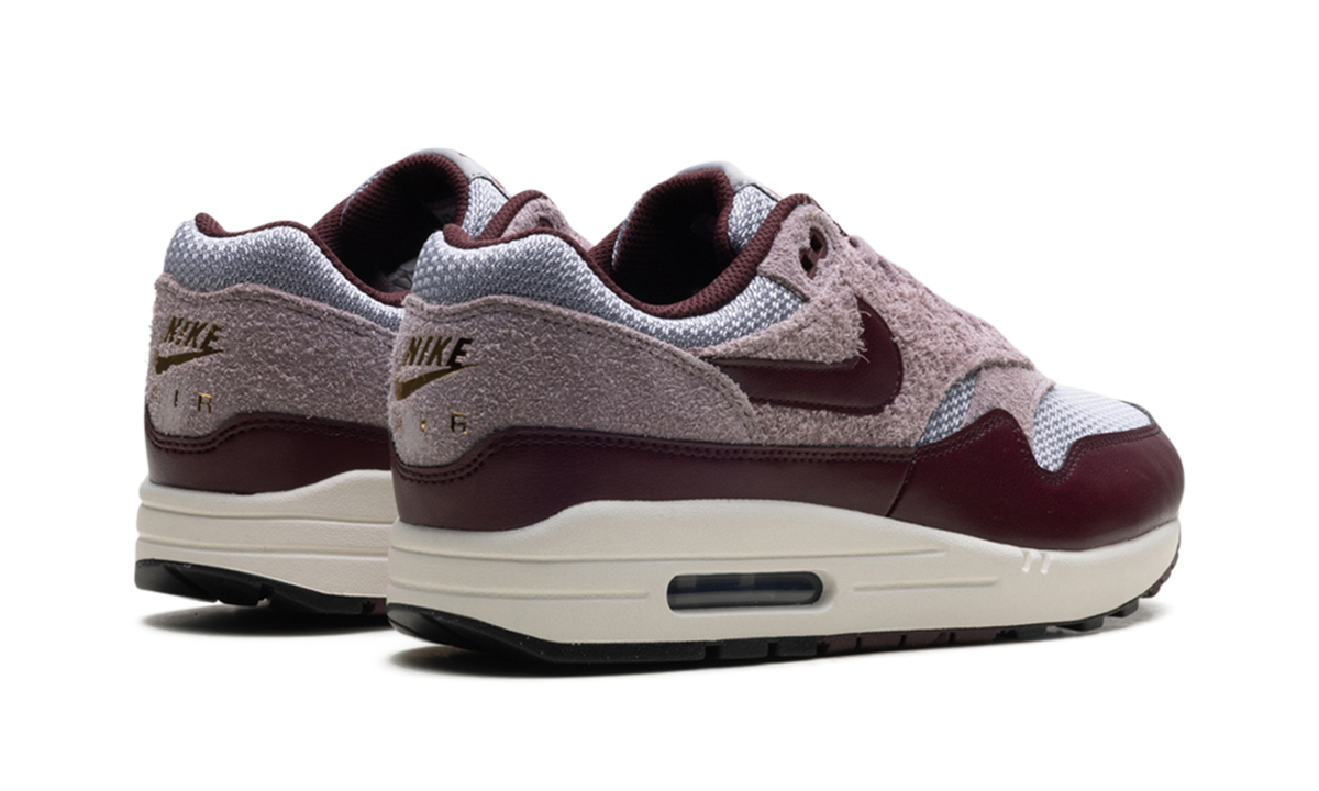 Air Max 1 ESS PRM "CEMENT GREY/BURGUNDY CRUSH" FQ7327 001