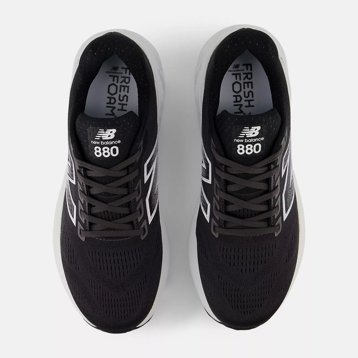 New Balance Mens Fresh Foam X 880v15- Black/White/Reflection (M880B15)