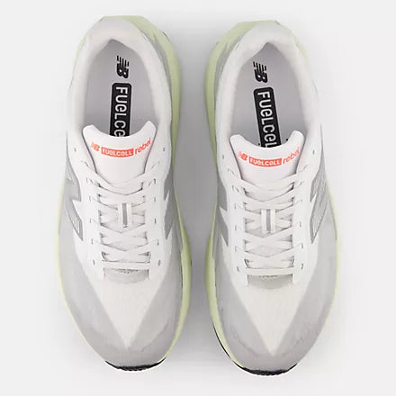 New Balance Mens Rebel V5 - RAINCLOUD (Wide)