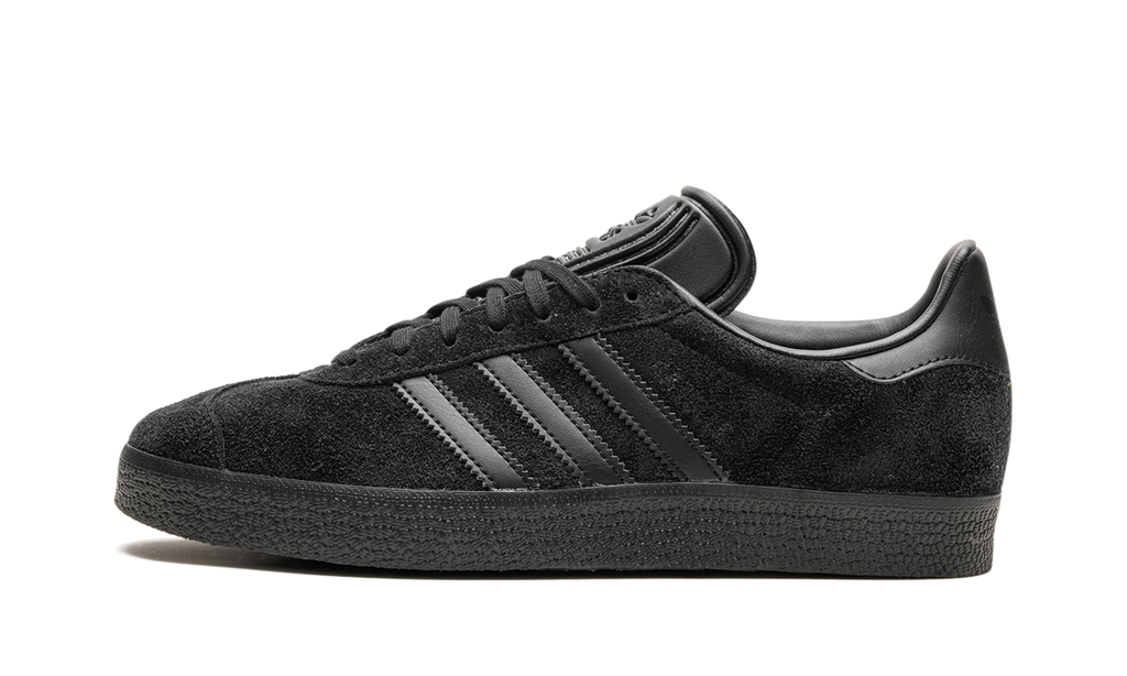 Gazelle "Triple Black" CQ2809