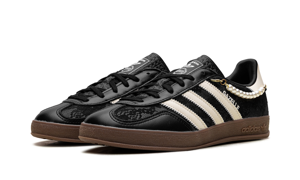 Gazelle Indoor WMNS "Black Pearl" HQ2624