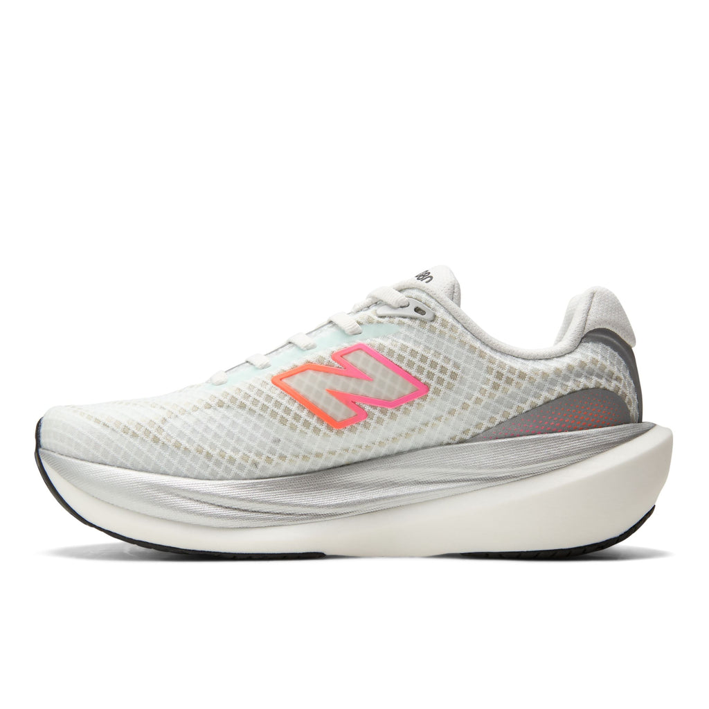 New Balance Womens 1080v15 - WHITE 4 (Wide)