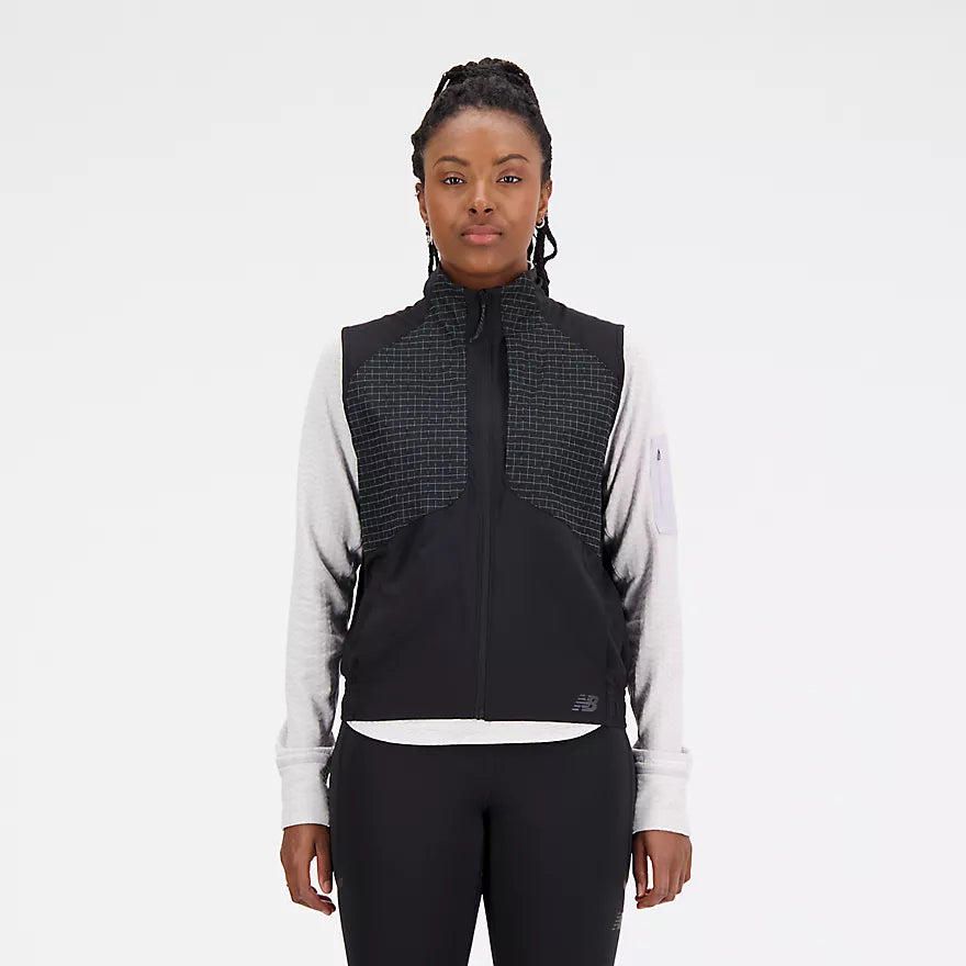 New Balance Impact Run Luminous Packable Vest - Black - WOMEN (WV33267)